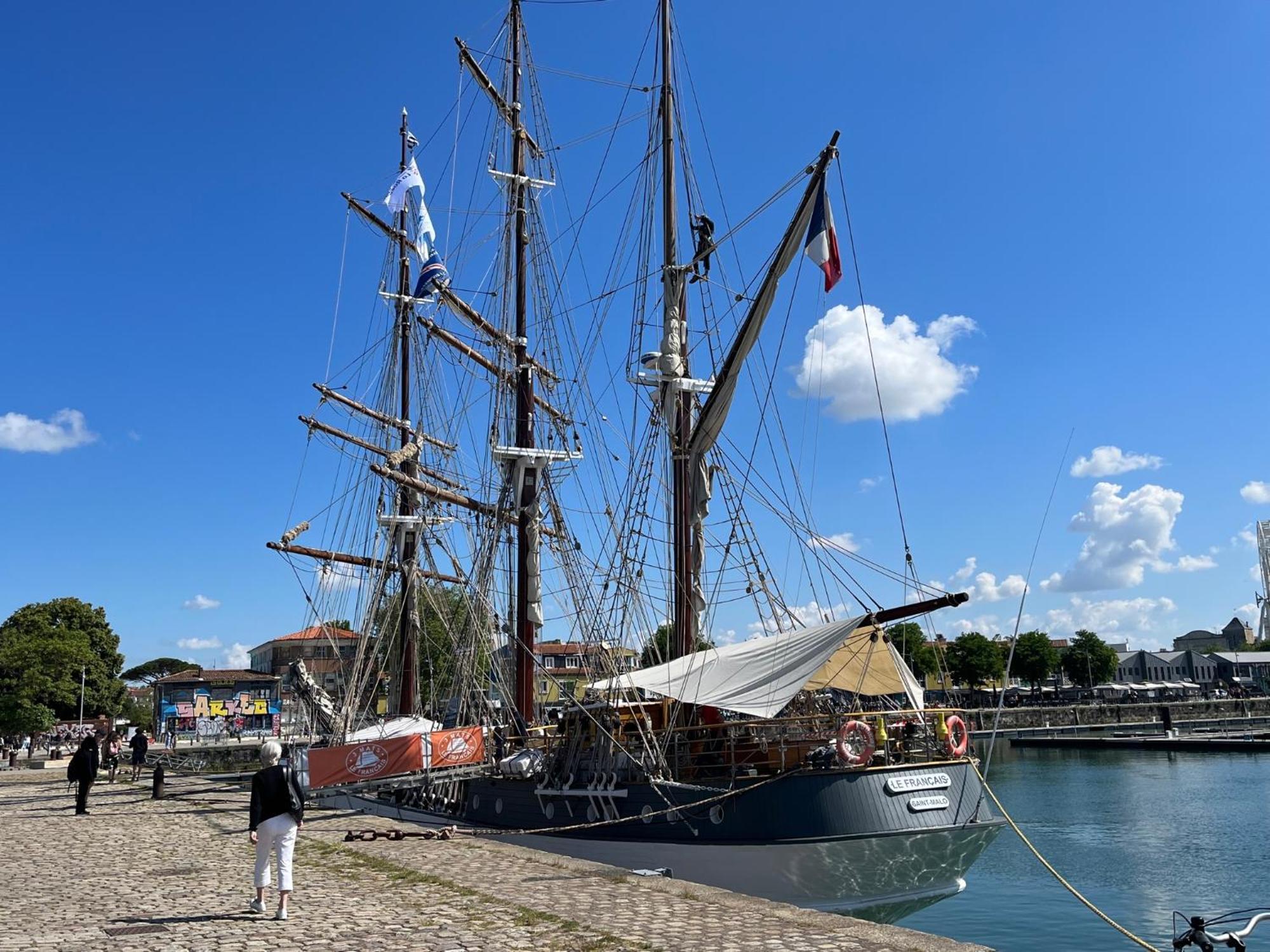 La Tour Saint-Nicolas La Rochelle  Luaran gambar